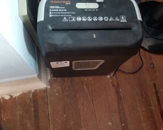 Paper shredder