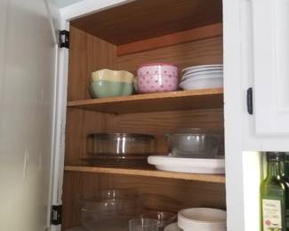 Dishes & glassware