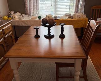 Dining table with 4 chairs.