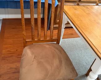 There are 4 of these chairs