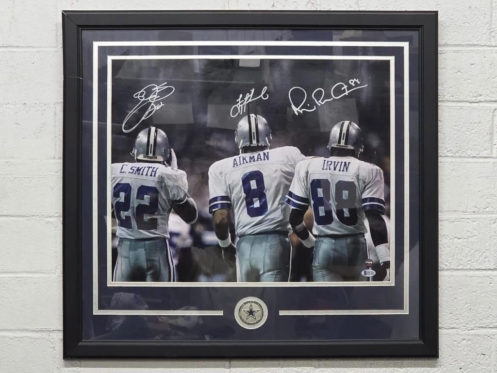 signed cowboys plaque