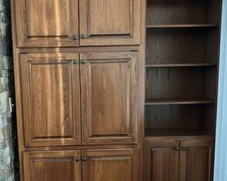 Traditional Style Solid Wood Bookcase and Cabinet Unit