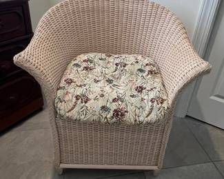 Lloyd Flanders Style Wicker Armchair