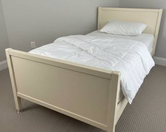 Shaker Style Twin Bed
