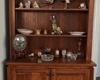 Traditional Style Wood Hutch