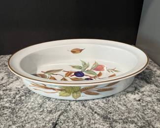 Royal Worcester Evesham Gold Oval Casserole Dish
