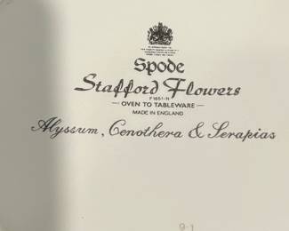 Spode Stafford Flowers Alyssum, Cenothera & Serapias Covered Casserole