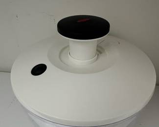 OXO Good Grips Salad Spinner