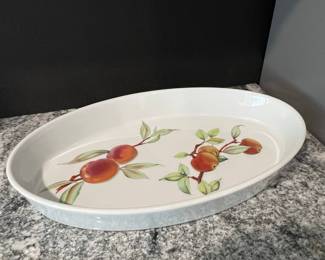 Royal Worcester Evesham Gold Oval Baker
