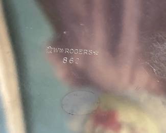 Wm. Rogers Silver Plated Entree Dish with Pyrex Insert Style
