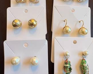 Assorted Fashion Jewelry Earrings