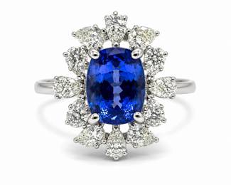 Lot 8325 Blue Sapphire Ring