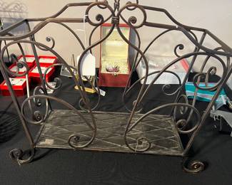 Metal Magazine Rack