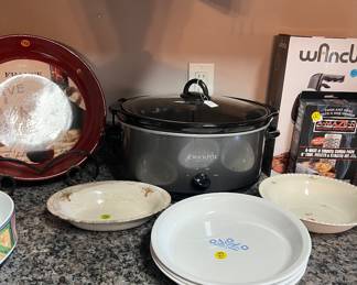 Crock Pot, Corning, Vintage dishes