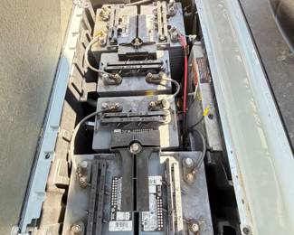 Golf cart, newer batteries