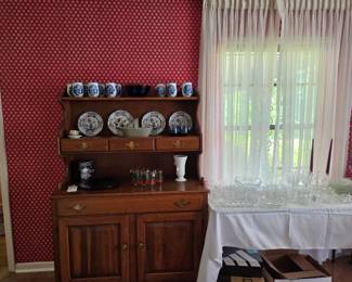 Station Hutch (American made)