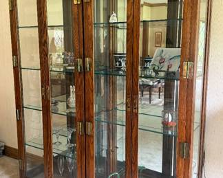 PAIR CAMPAIGN STYLE CURIO DISPLAY CABINETS BY HENREDON