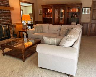 LIKE NEW FLEXSTEEL SECTIONAL