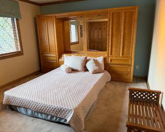 THOMASVILLE BEDFRAME CABINET SET