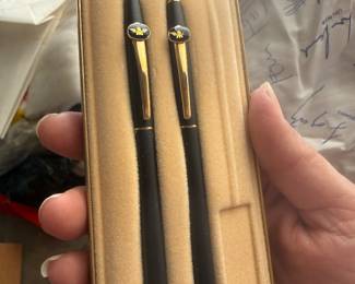 Cross pen set