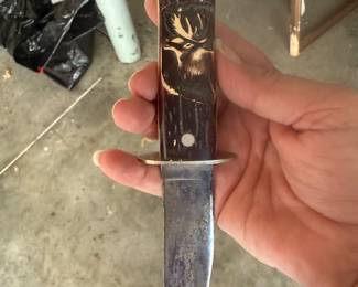 Hunting knife