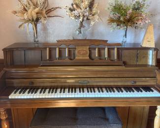 Wurlitzer Piano
