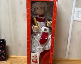 Motion-Mrs. Claus Christmas Figure ($30)