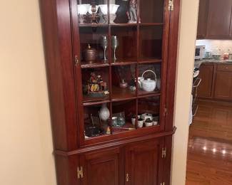 Henkel Harris Corner Hutch