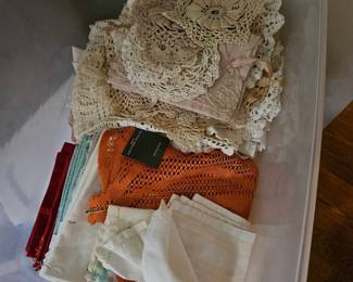 Doilies, linens