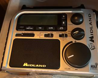 Midland ER102 emergency crank weather alert radio.