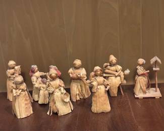 Vintage Corn Husk People