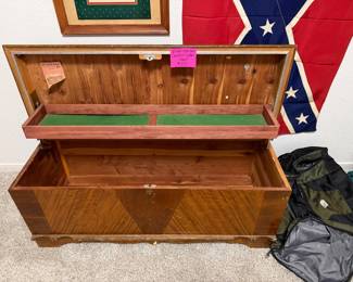 Cedar Hope Chest in great condition!