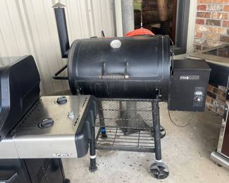 Pellet grill