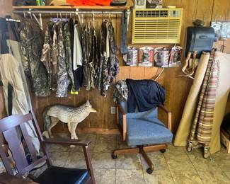 Hunting apparel