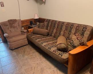 Futon, recliner