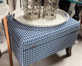 Storage ottoman metal art
