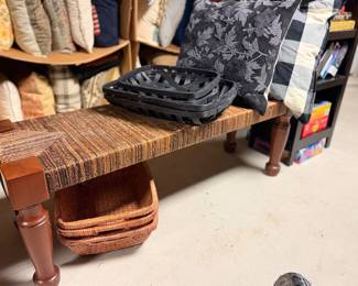 Vestibule hall mudroom bench