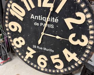 Decorative wall clock