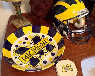 Wolverine and U of U spirit items