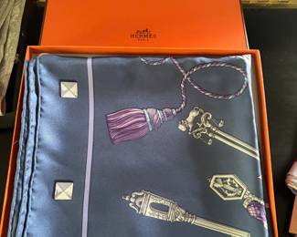 Hermes scarf with box