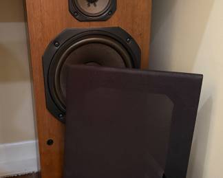 McIntosh XR 230 Speakers Excellent Condition