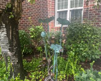Bronze Frog Fountain