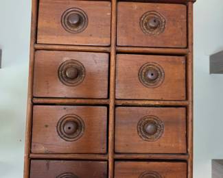 Primitive spice box