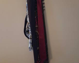 Men's ties 
