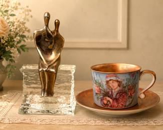 Yaakov Heller The Couple and Hibel cup