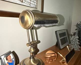 Vintage Underwriters Laboratories Brass Bankers Desk Lamp