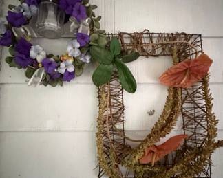 Decorative Floral Wall Accents