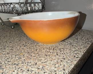 Pyrex Old Orchard Cinderella Mixing Bowl