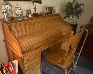 Vintage Oak Roll-Top Desk by Winners Only