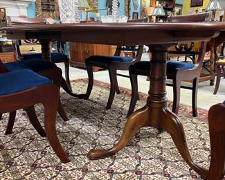 Dining table base